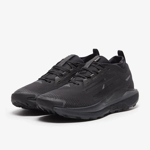 Nike ReactX Pegasus Trail 5 GTX Triple Black – Élégance & Performance