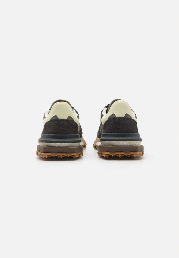 Lacoste Elite Active 224 – Kaki Outdoor Edition