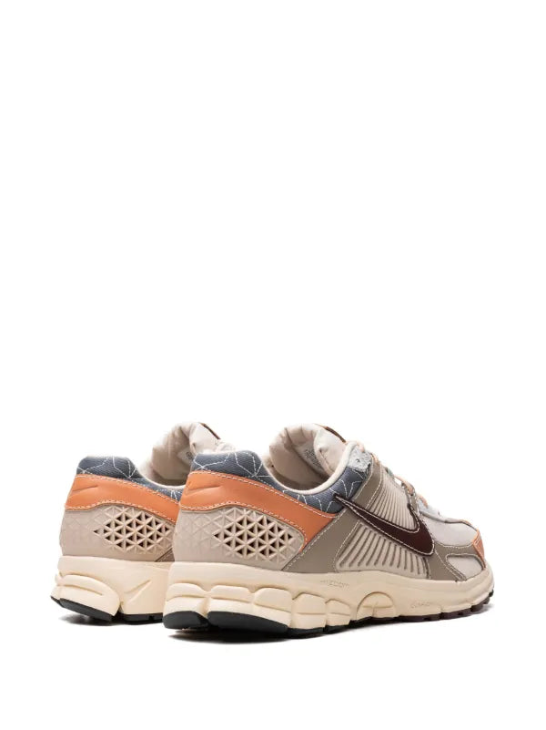 Nike Zoom Vomero 5 Beige & Orange – Confort Premium au Quotidien