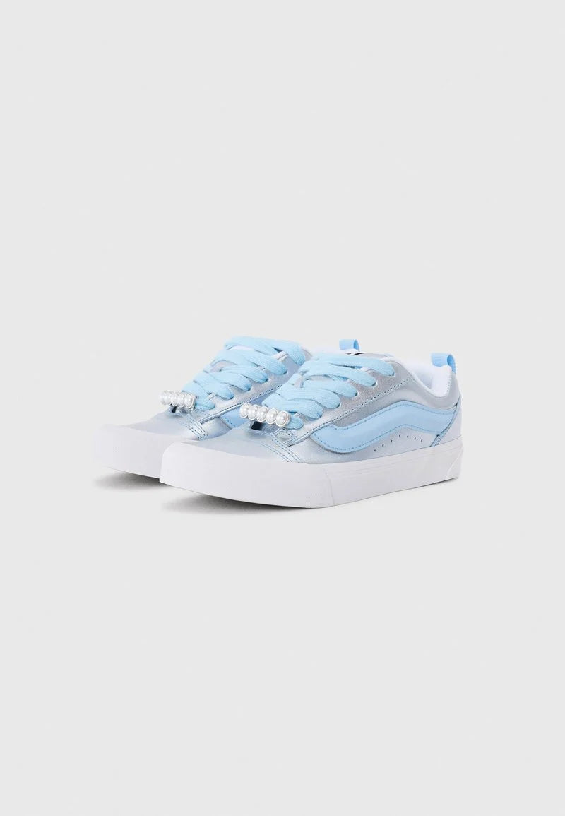 Vans Knu Skool Bleu Ciel – Sneakers Tendance Unisexe
