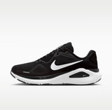 Chaussures de running noir Nike à design graphique “RUN”