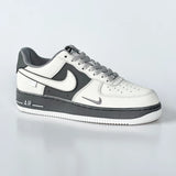 Nike Air Force 1 Gris & Blanc — Style Classique et Confort Premium