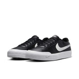 Nike Court Legacy Black & White – L’élégance au quotidien