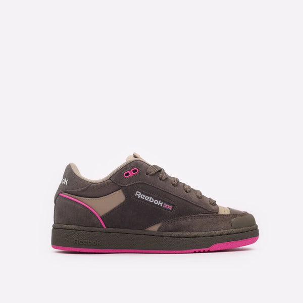 Reebok Club C Dark Pink – L’Audace au Bout des Pieds