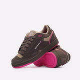 Reebok Club C Dark Pink – L’Audace au Bout des Pieds