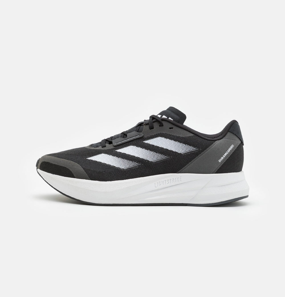 Adidas Duramo Speed en noir et blanc.