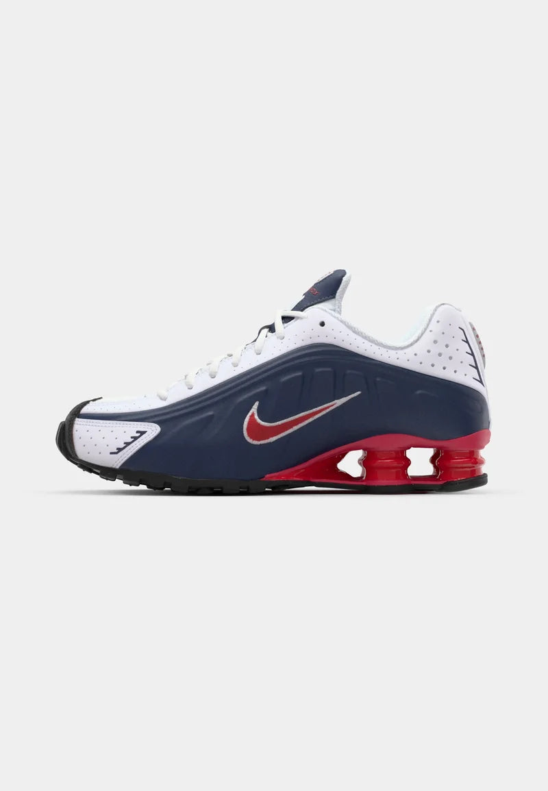 Nike Shox R4 Navy Red – Performance & Style Audacieux