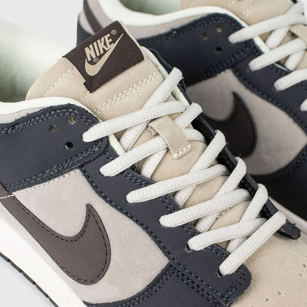 Nike Dunk Low Premium Beige/Noir – Élégance & Confort